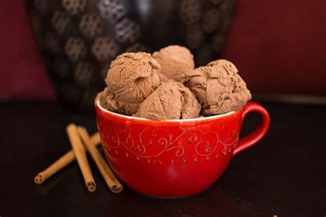 Mexican Chocolate Ice Cream • Love From The Oven