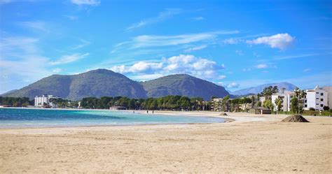 Descubre Puerto De Alcudia Con Sus Fantásticas Playas Su Amplia Oferta De Ocio Hoteles Y