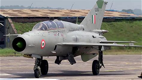 27th feb indian wing cummander abhinandan's mig21 crashed full video. Abhinandan, who downed Pak F-16, flies again with IAF ...