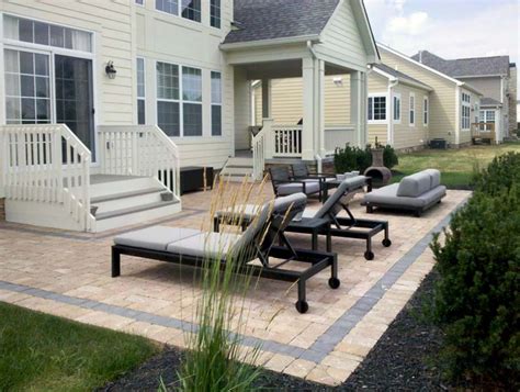 440 square feet offers plenty of options for dining, relaxing and entertaining. Paver Patio Builder St. Louis MO | Permeable Driveways ...