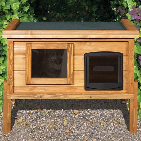 Home And Roost External Self Heating Outdoor Cat House Kennel With One