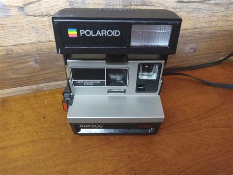 Vintage Polaroid Sun 600 Lms Instant Camera Etsy