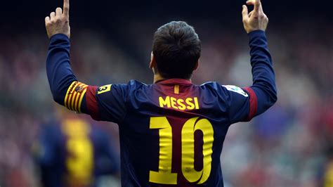 Lionel Messi On The Stadium T Shirt With Number 10