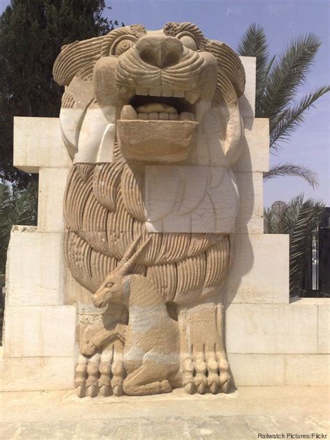 Letat Islamique Détruit Le Lion Dathéna De Palmyre Syrie Christ Roi