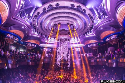40 Insane Photos Of Omnia Las Vegas The Strips Newest Nightclub At