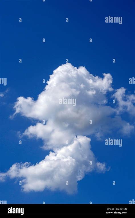 Cumulus Humilis Cloud Formation Hi Res Stock Photography And Images Alamy