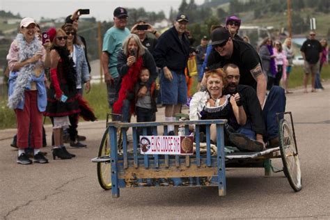 Annual Cripple Creek Race Celebrates Beds And Brothels Pikes Peak Courier