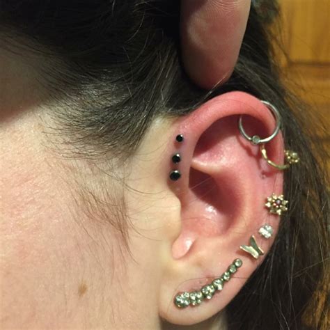 Ear Lobe Piercing Ideas Pain Level Healing Time Cost Experience Piercee
