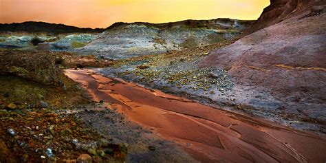 Like the earth, mars has a rocky surface and polar ice caps. Die Erkundung des Mars im Kampf gegen den Klimawandel auf ...