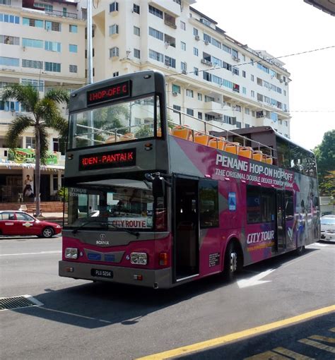 Both routes form a continuous loop, so passengers can start and end their journey. Hop On Hop Off Penang Malaysia With Kids! Wagoners Abroad