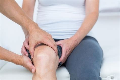Tratamento para artrite reumatoide remédios fisioterapia e outros