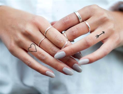 Tatuajes En Los Dedos Con Significado Para Hombres Y Mujeres