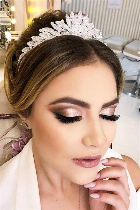 Wedding Makeup 50 Looks For Brides 202223 Guide Expert Tips Amazing Wedding Makeup