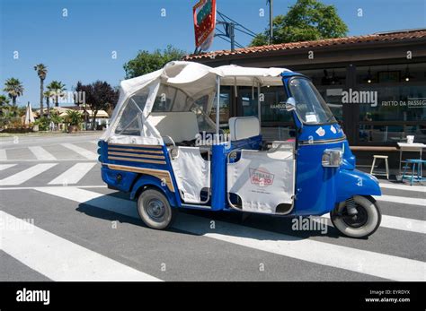 Piaggio Ape Calessino Autorikscha Rikscha Tuk Tuk Tuktuk Stockfotografie Alamy
