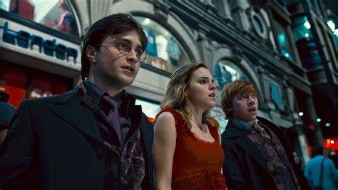 Harry potter and the deathly hallows part 1: Films According to Chris Wyatt: Harry Potter and the ...