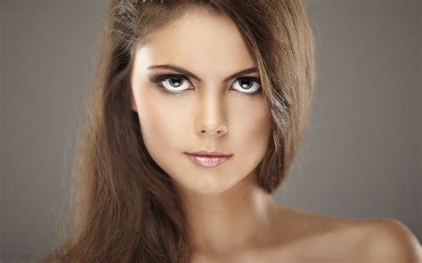 1920x1200 Women Brunette Long Hair Face Eyes Lips Portrait Makeup