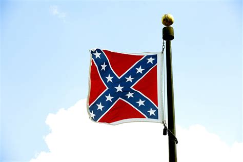 South Carolina Senate Votes To Remove Confederate Flag News Bet