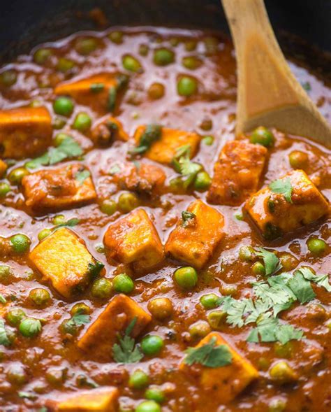 Restaurant Style Matar Paneer The Flavours Of Kitchen