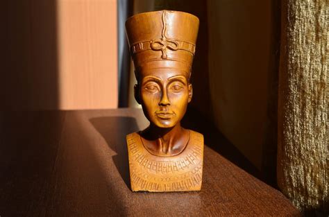 Six Artifacts That Were Stolen And Displayed In Museums | AsterPix
