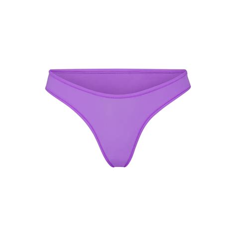 Fits Everybody Dipped Front Thong Ultra Violet Skims