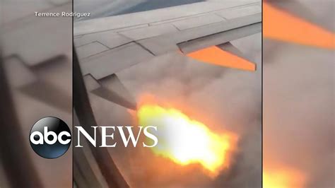 Plane Passengers See Flames After Bird Strike L Abc News Youtube