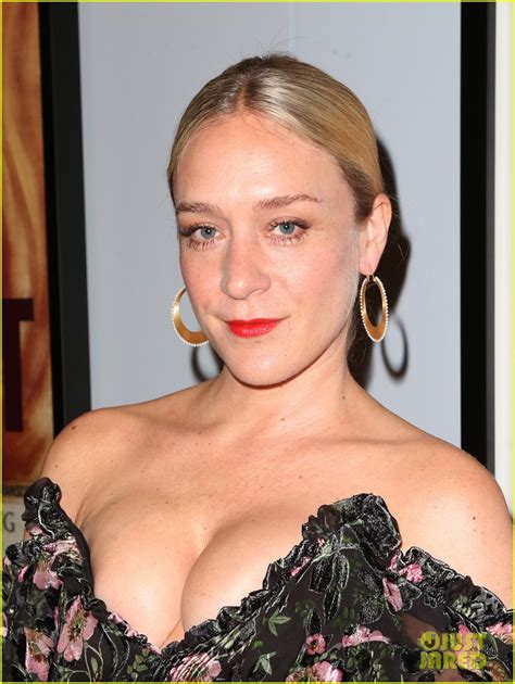 Photo Chloe Sevigny Rocks Sexy Outfit For The Dinner Premiere