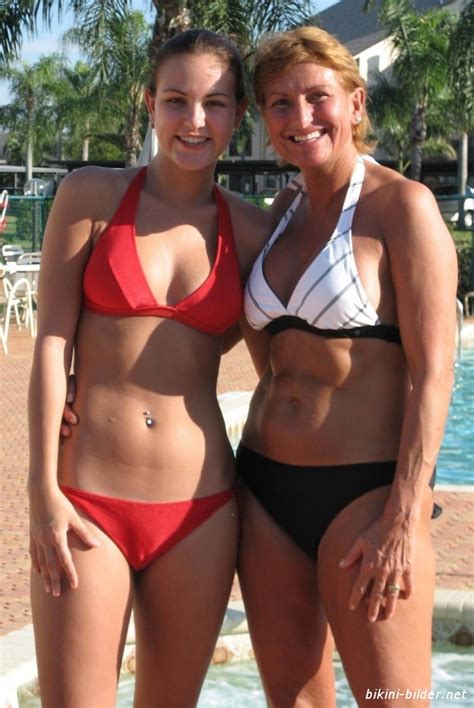 Mutter Und Tochter Im Bikini Das Bikini Bilder Album Findsource
