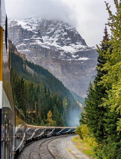 A Photo Journey Along Rocky Mountaineer S First Passage To The West