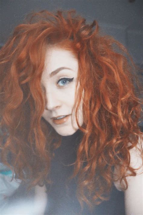 Janet Devlin Red Hair Woman Red Hair Freckles Wavey Hair