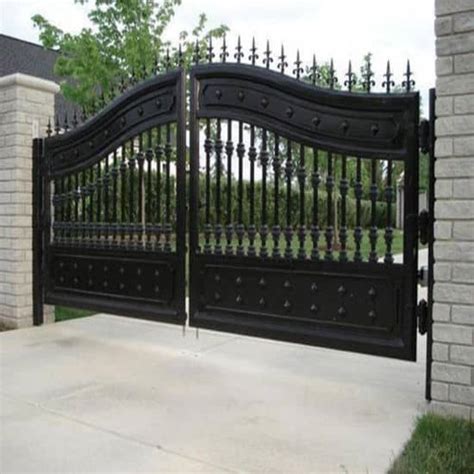 Installing a steel gate is definitely one of the better ideas you've ever had. 10 Latest Iron Gate Designs For House With Pictures In 2019