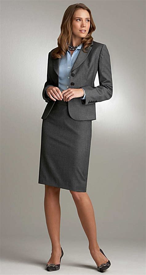 attēlu rezultāti vaicājumam “dresses for business woman” business dresses business outfits