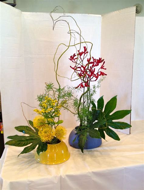 Use Of Multiple Containers Designed By Laurie Wareham Ikebana