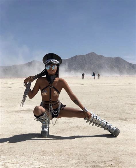 Pin By Argiro On Burn Burning Man Girls Burning Man Costume Burning Man Outfits