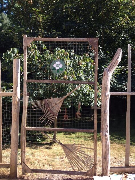 Make A Funky Inexpensive Garden Gate Shoe String Life Style