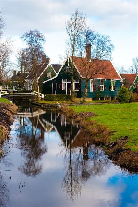 Landelijk Nederlands Landschap In Het Dorp Van Zaanse Schans