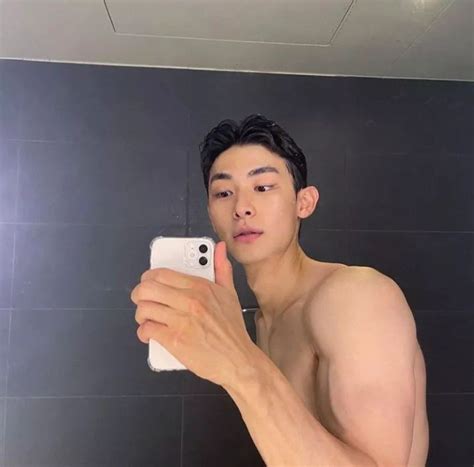 Lee Seung Gyu Cute Asian Guys Handsome Asian Men Asian Men