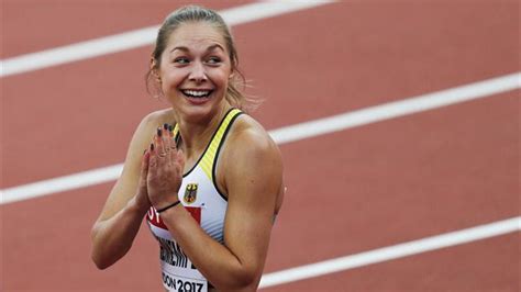 Jul 03, 2021 · zu den insgesamt sieben ersatzleuten im leichtathletikteam zählen auch vizeeuropameisterin gina lückenkemper, die zuletzt mit einem muskelfaserriss im oberschenkel kämpfte, sowie christoph harting. Leichtathletik-WM in London: Gina Lückenkemper stürmt mit ...