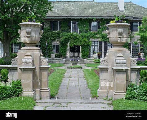 Glendon Hall Hi Res Stock Photography And Images Alamy
