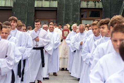 K Dzierzyn Ko Le Jubileusz Lecia Oblackiej Parafii Oblaci Pl