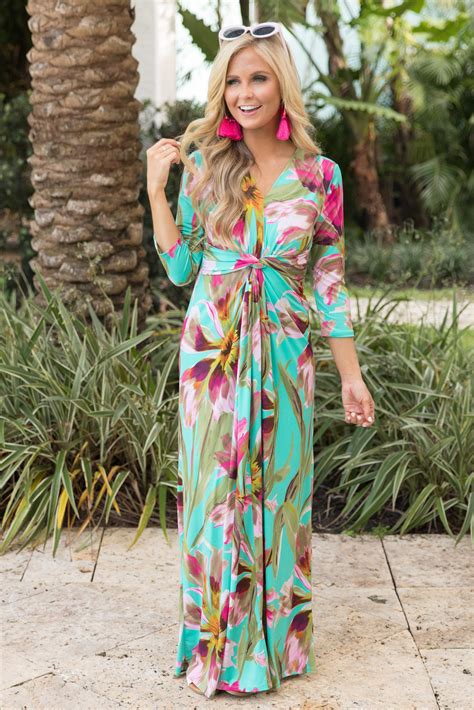 This Gorgeous Maxi Dress Is Made For Nights In The Caribbean Spring