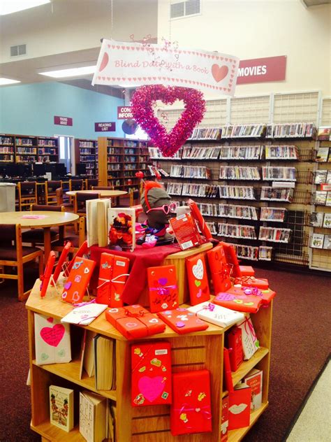 Blind Date With A Book At Davis Library Book Displays Library