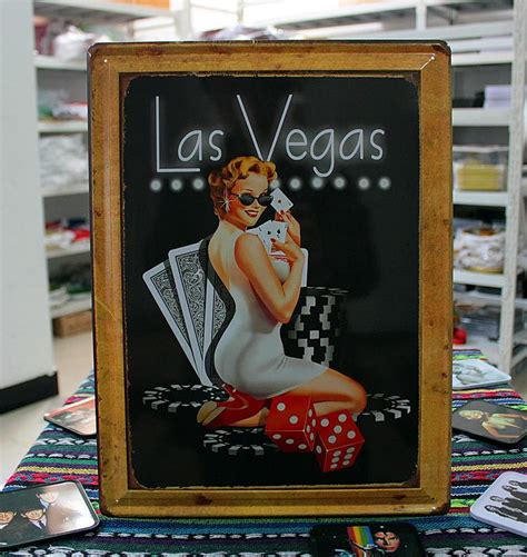 30pcslot Metal Sign Shabby Chic Wholesale Sexy Girl Tin Sign Art Wall