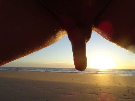 Again Nude Beach Sunset Pics 18 Aug 2020 11 Pics Xhamster
