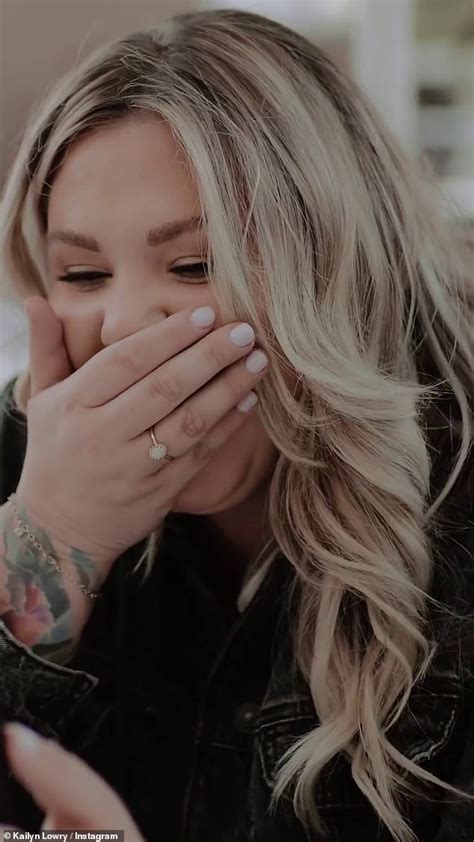 mtv s teen mom star kailyn lowry reveals the gender of her twins days after announcing she s