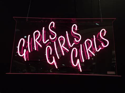 Pink Neon Sign Aesthetic Tumblr
