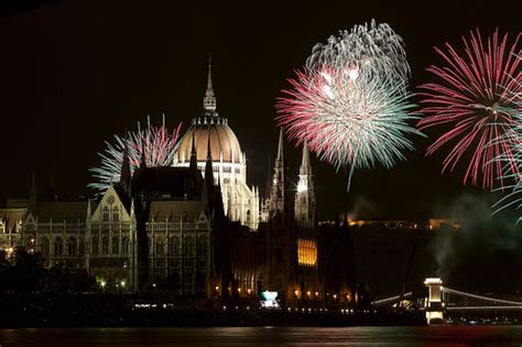 Az elmúlt 10 év legszebb, legfelejthetetlenebb tűzijátékai · herczeg márk. Tüzijáték Augusztus 20.,Az államalapítás ünnepe,Szent ...