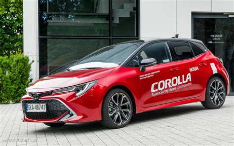 The corolla e110 was the eighth generation of cars sold by toyota under the corolla nameplate. Toyota Corolla 1.2 Turbo VVT-iW Hatchback - Moto3m.pl