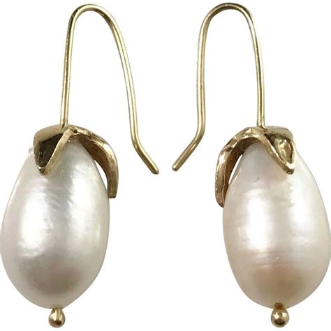 Vintage 18k Gold Large Cultured Pearl Drop Earrings Earrings Pearl
