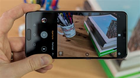 So the spec sheet looks impressive but is the huawei p20 pro the best camera smartphone money can currently buy? Huawei P20 Pro Review- Tech Advisor