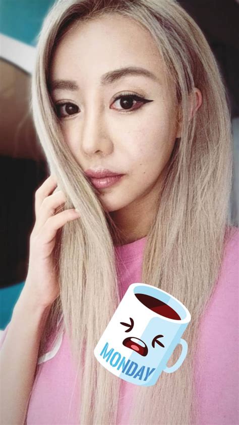 Pin By Itsmariza On Wengie Wengie Hair Hair Youtube Stars